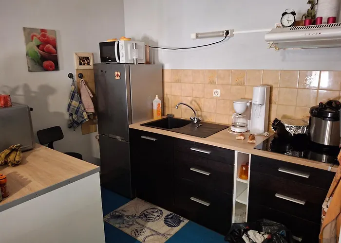 Confortable Avec Tele *